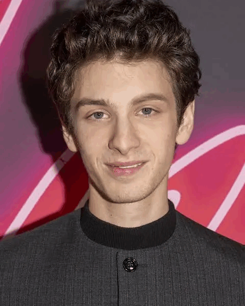 Quem é Mark Eydelshteyn? Biografia e trajetória do ator russo